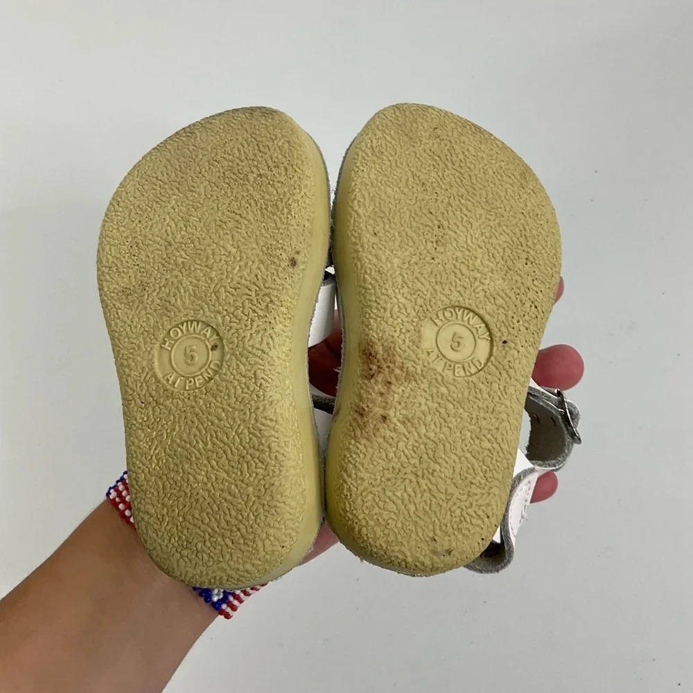 Saltwater Sun Sans White Sandals‎ Size 5